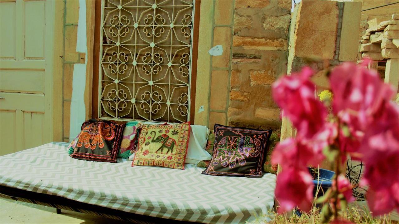 Hostel Marigold Home Stay Jaisalmer Buitenkant foto